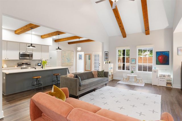 157 Augusta DR, Wimberley, TX 78676