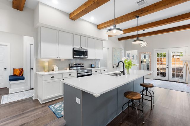 157 Augusta DR, Wimberley, TX 78676