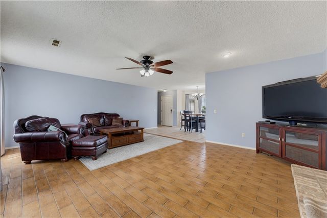 712 S Riviera Drive, Rogers, AR 72758