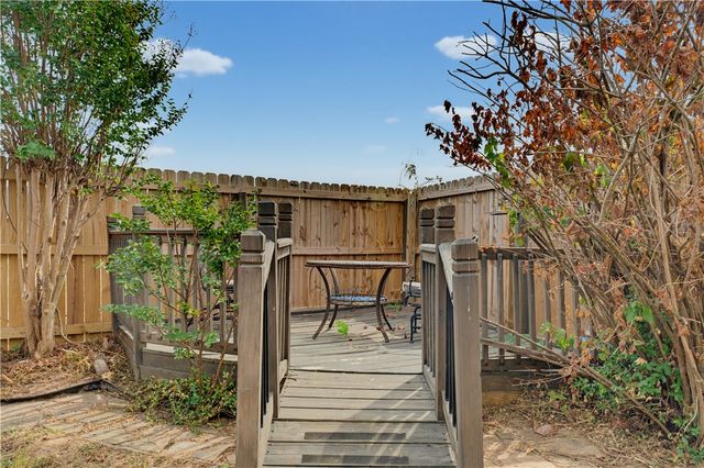 712 S Riviera Drive, Rogers, AR 72758