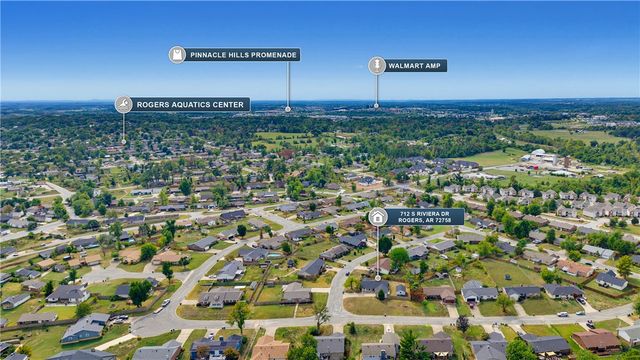 712 S Riviera Drive, Rogers, AR 72758
