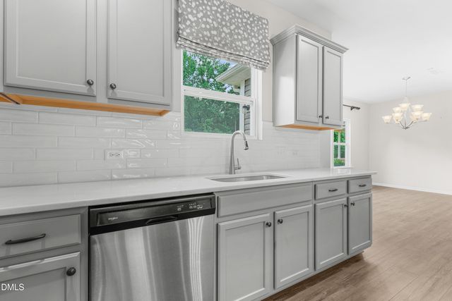 41 Manor Stone Drive, Clayton, NC 27527