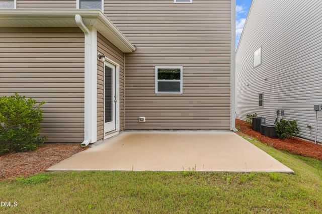 41 Manor Stone Drive, Clayton, NC 27527