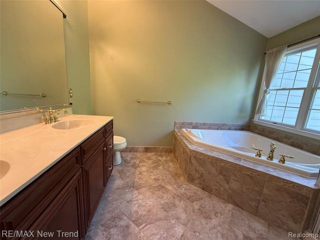 26360 Fieldstone Drive, Novi, MI 48374