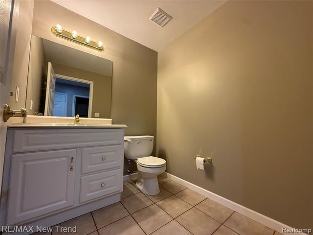 26360 Fieldstone Drive, Novi, MI 48374