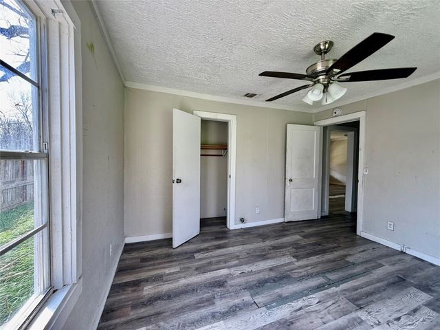 503 SW 15th Avenue, Mineral Wells, TX 76067