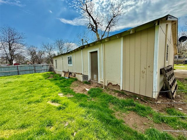 503 SW 15th Avenue, Mineral Wells, TX 76067