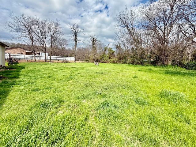 503 SW 15th Avenue, Mineral Wells, TX 76067