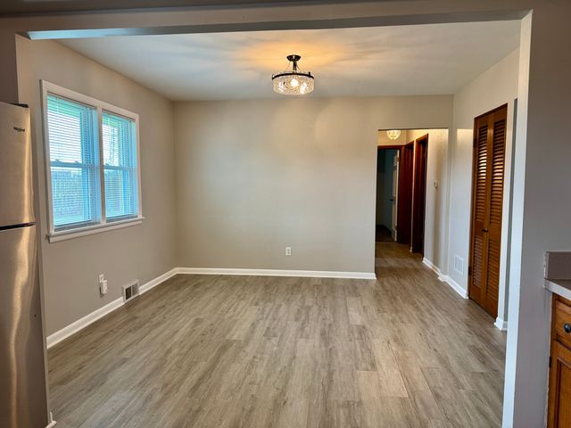 414 Bevan Drive E, Joliet, IL 60435