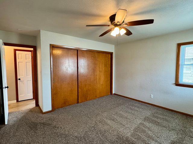 414 Bevan Drive E, Joliet, IL 60435