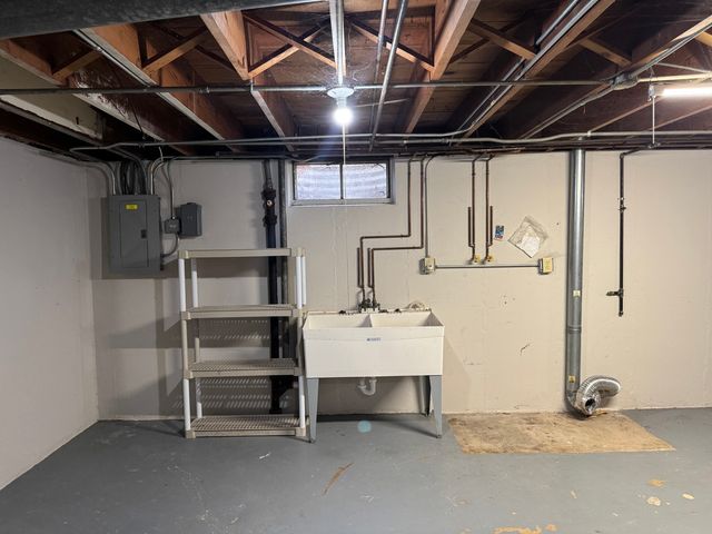 414 Bevan Drive E, Joliet, IL 60435