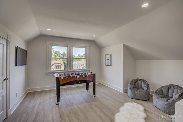 871 Hutchins Avenue, Cincinnati, OH 45229