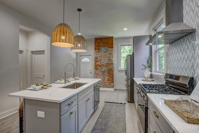 871 Hutchins Avenue, Cincinnati, OH 45229