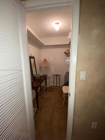 8135 Sunrise Lakes Blvd 308, Sunrise, FL 33322