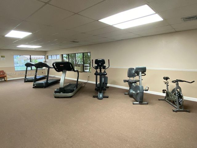 8135 Sunrise Lakes Blvd 308, Sunrise, FL 33322