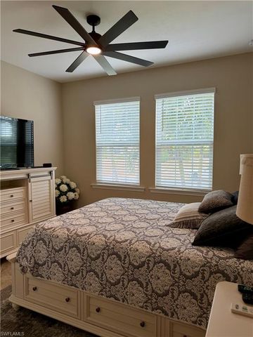 1807 SW 40th TER, Cape Coral, FL 33914