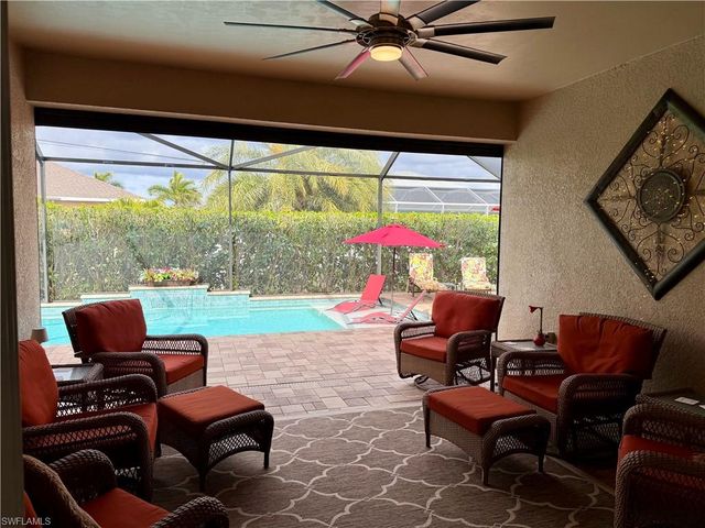 1807 SW 40th TER, Cape Coral, FL 33914