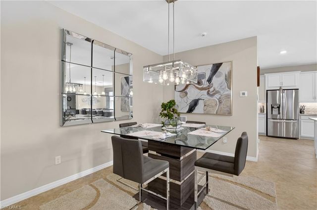 1807 SW 40th TER, Cape Coral, FL 33914