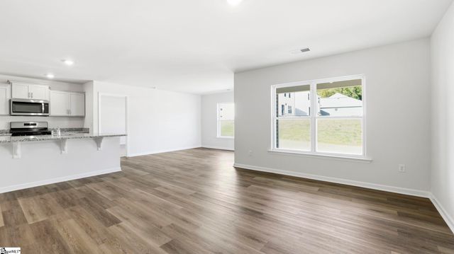 121 Cascade Lane, Seneca, SC 29678
