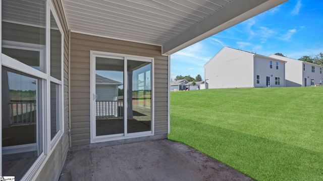 121 Cascade Lane, Seneca, SC 29678