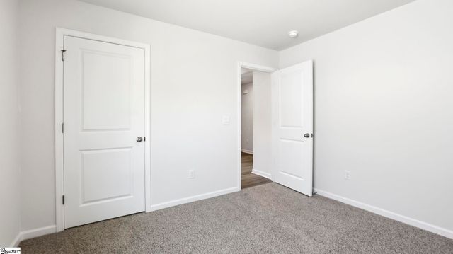 121 Cascade Lane, Seneca, SC 29678