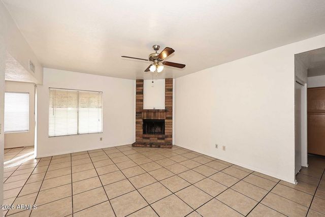 7827 W JENAN Drive, Peoria, AZ 85345