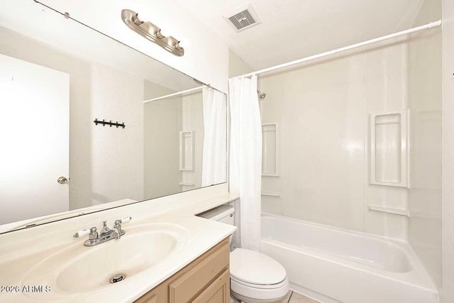 7827 W JENAN Drive, Peoria, AZ 85345