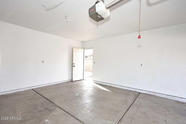 7827 W JENAN Drive, Peoria, AZ 85345