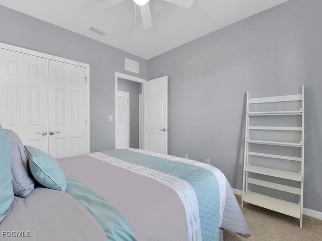 1426 SW Embers TER, Cape Coral, FL 33991