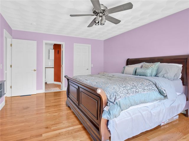 5 WEYMOUTH Lane, Coventry, RI 02816