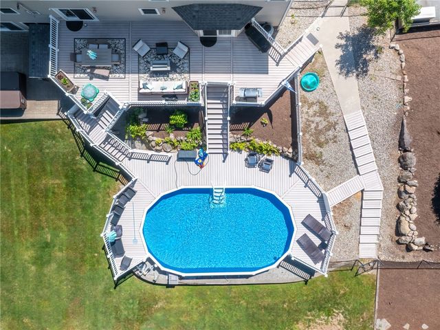 5 WEYMOUTH Lane, Coventry, RI 02816