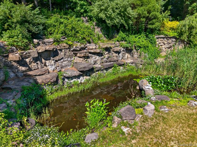 5 Westgate Road, Muttontown, NY 11791