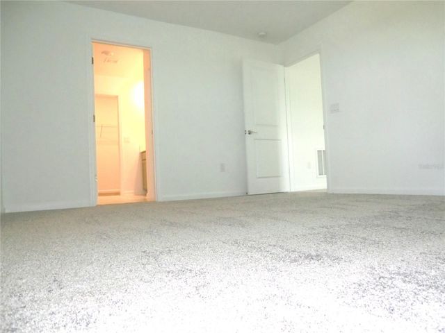 2731 RUNNERS CIRCLE, Clermont, FL 34714