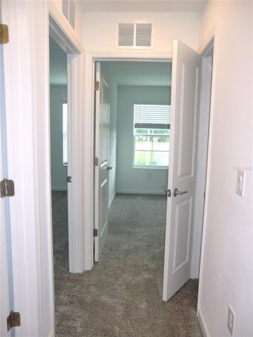 2731 RUNNERS CIRCLE, Clermont, FL 34714