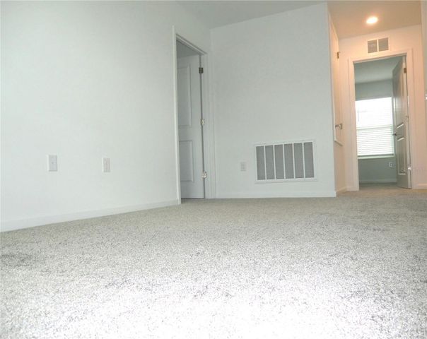 2731 RUNNERS CIRCLE, Clermont, FL 34714