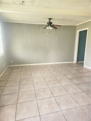 1315 4th St, Ingleside, TX 78362