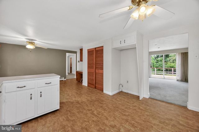 40 2ND ST, Schwenksville, PA 19473