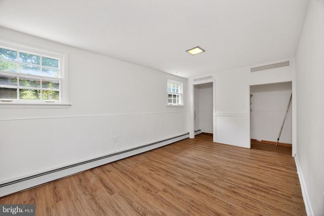 40 2ND ST, Schwenksville, PA 19473
