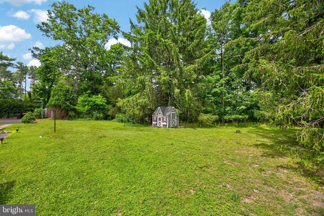 40 2ND ST, Schwenksville, PA 19473