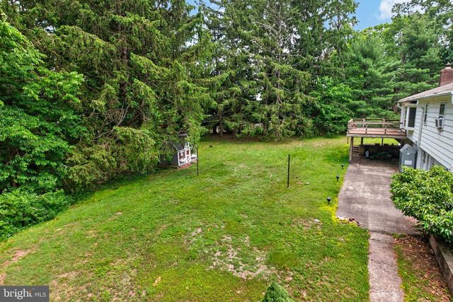 40 2ND ST, Schwenksville, PA 19473