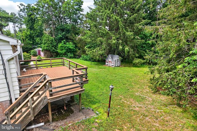 40 2ND ST, Schwenksville, PA 19473