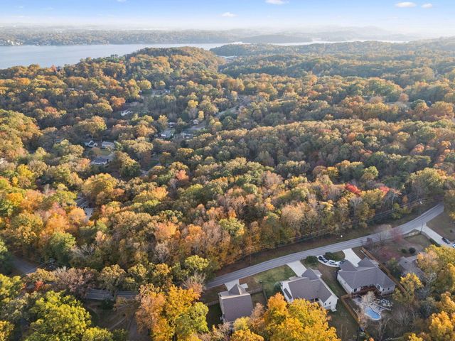 3837 Hamill Road, Hixson, TN 37343