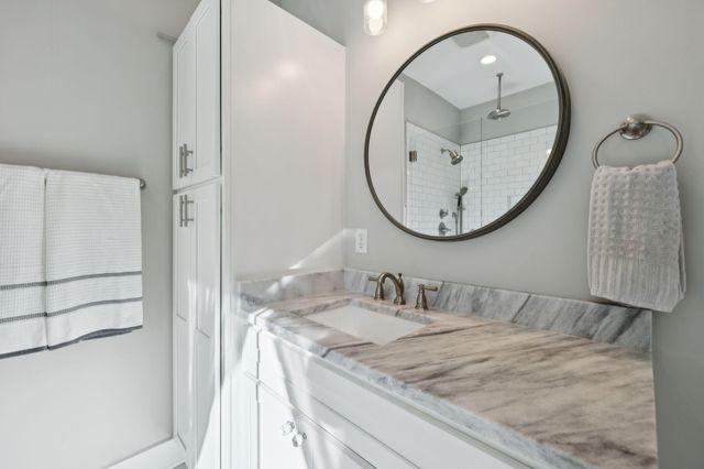 3837 Hamill Road, Hixson, TN 37343