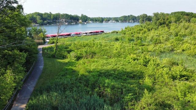 8655 Heron Court, Watervliet, MI 49098