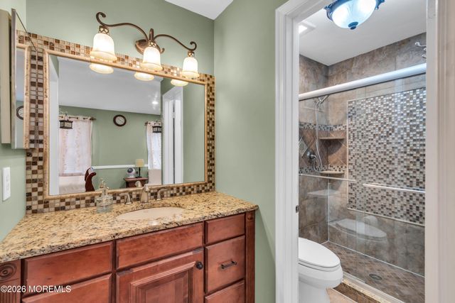 21 Concord Circle, Howell, NJ 07731