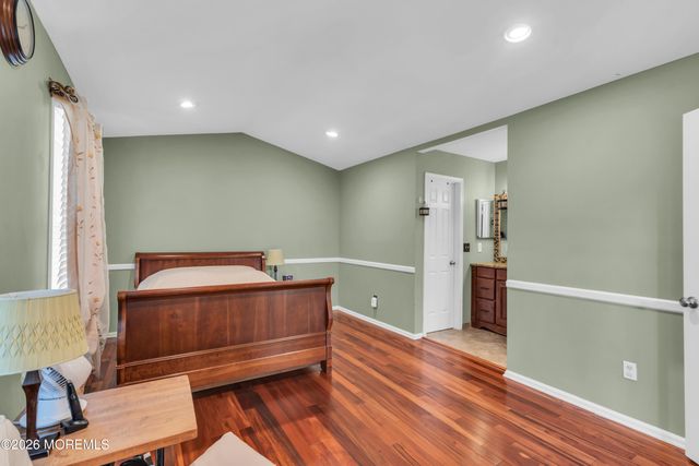 21 Concord Circle, Howell, NJ 07731