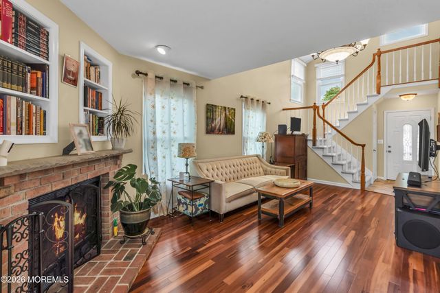 21 Concord Circle, Howell, NJ 07731