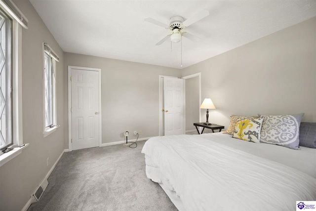 100 Roundtop Road, Elizabethtown, KY 42701
