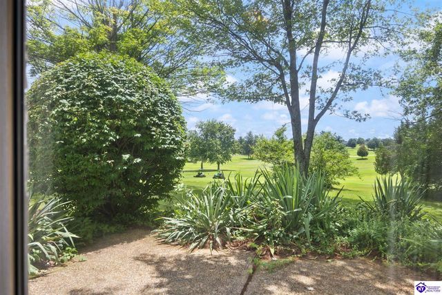 100 Roundtop Road, Elizabethtown, KY 42701