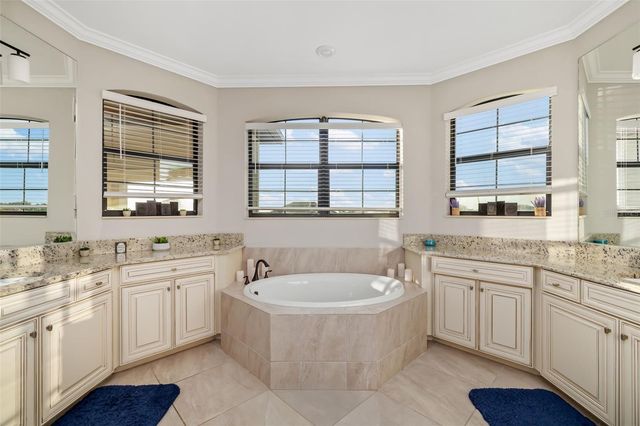 5619 MULLIGAN WAY, Bradenton, FL 34211